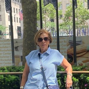 Meet your Posher, Maria